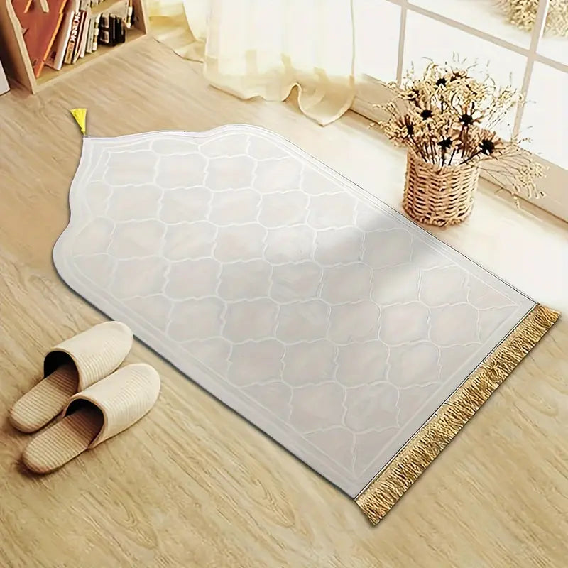 Tekli Lüks Kalın Flanel Seccade (Kaymaz, Yumuşak & Dayanıklı Püsküllü)